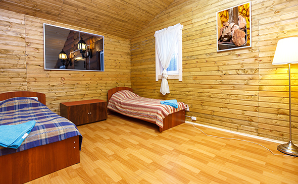 Укладка ПВХ плитки в спальне 14,1 м2